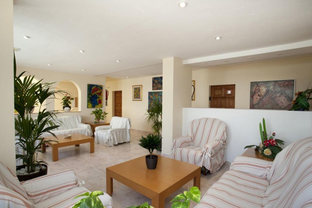 Pinos Altos Apartments Cala de Sant Vicenc Eksteriør bilde