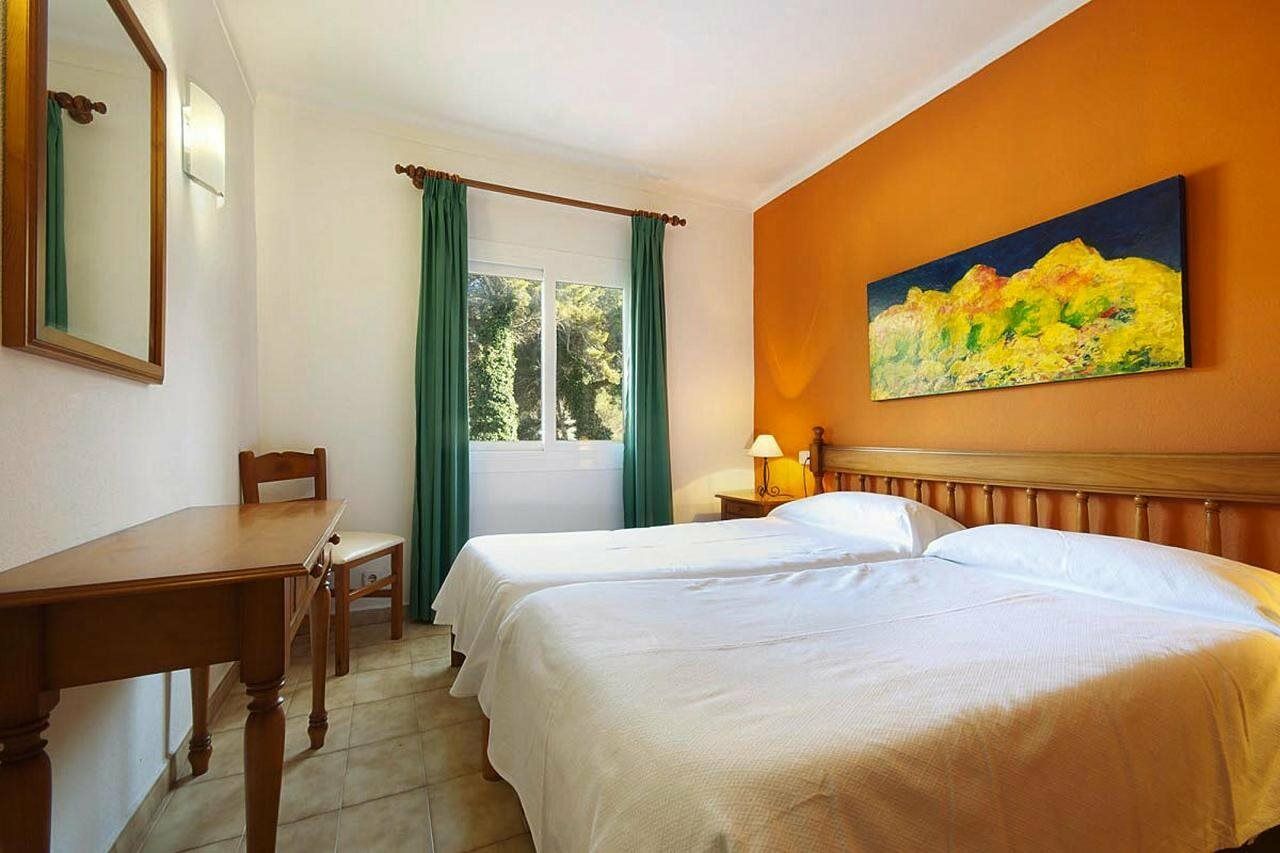 Pinos Altos Apartments Cala de Sant Vicenc Eksteriør bilde